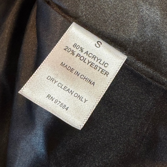 Black Faux Fur Women's Jacket - Picture 6 of 7